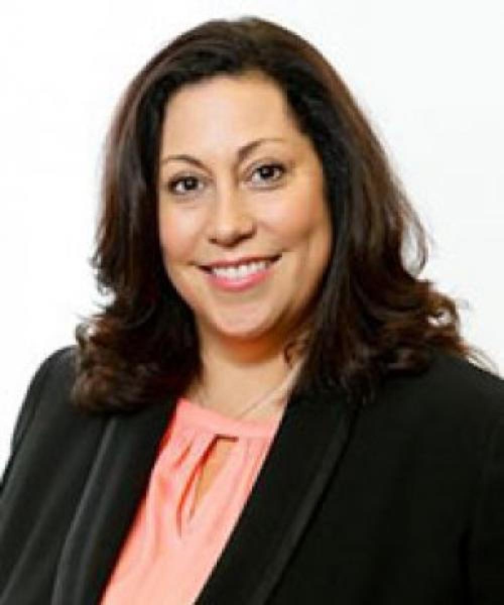 Lorie | LPL Investment Advisor Representative | Lorie Rios